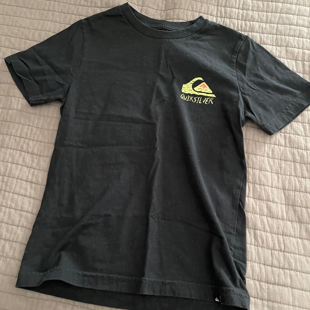 Boys Quicksilver Shirt size small